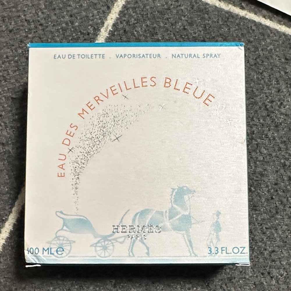 Hermès Eau des Merveilles Bleue Perfume with Silver Cap